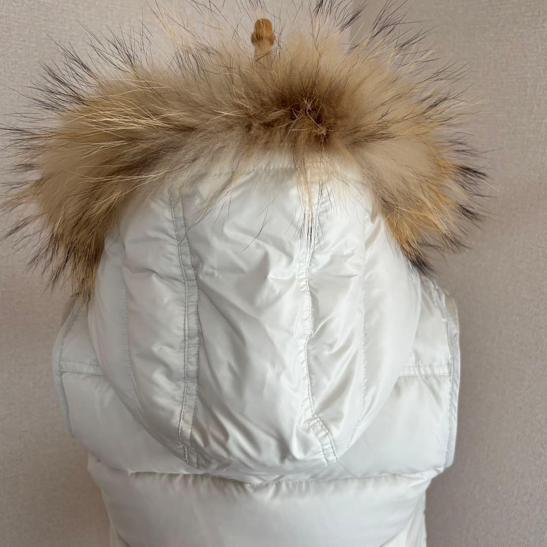 バーバリーロンドン ブルーレーベル　ファー付き　ホワイトベージュ　ノバチェックM