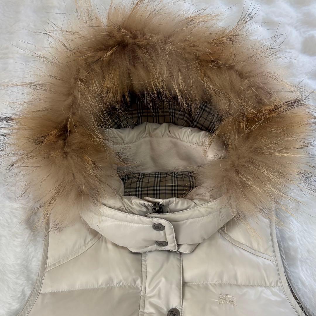 バーバリーロンドン ブルーレーベル　ファー付き　ホワイトベージュ　ノバチェックM