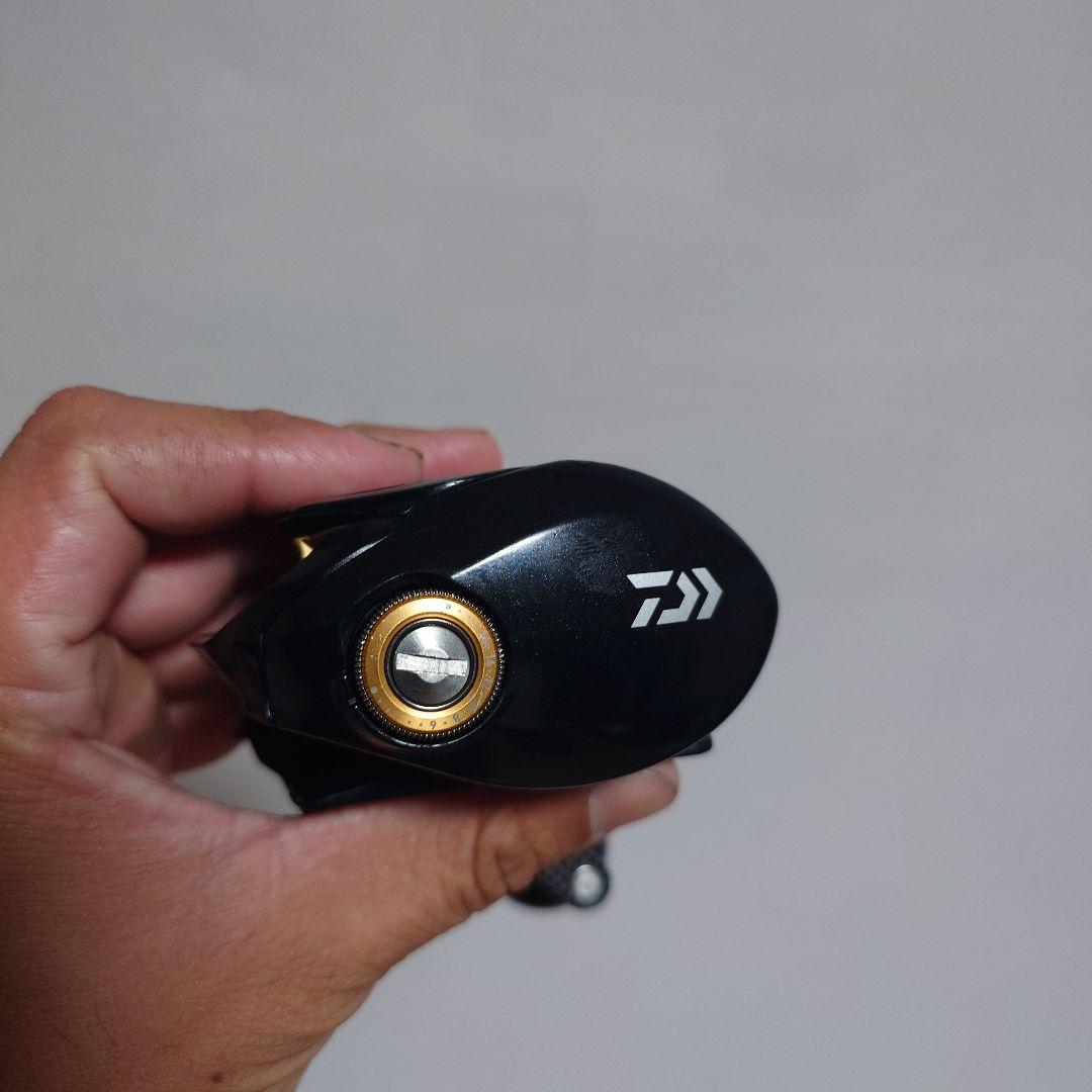 ダイワ モアザン 左側ハンドル