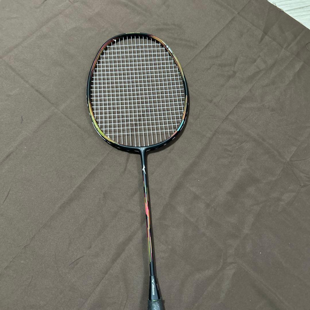 ACROSPEED1FOCUS 4U6 小キズ1箇所のみ