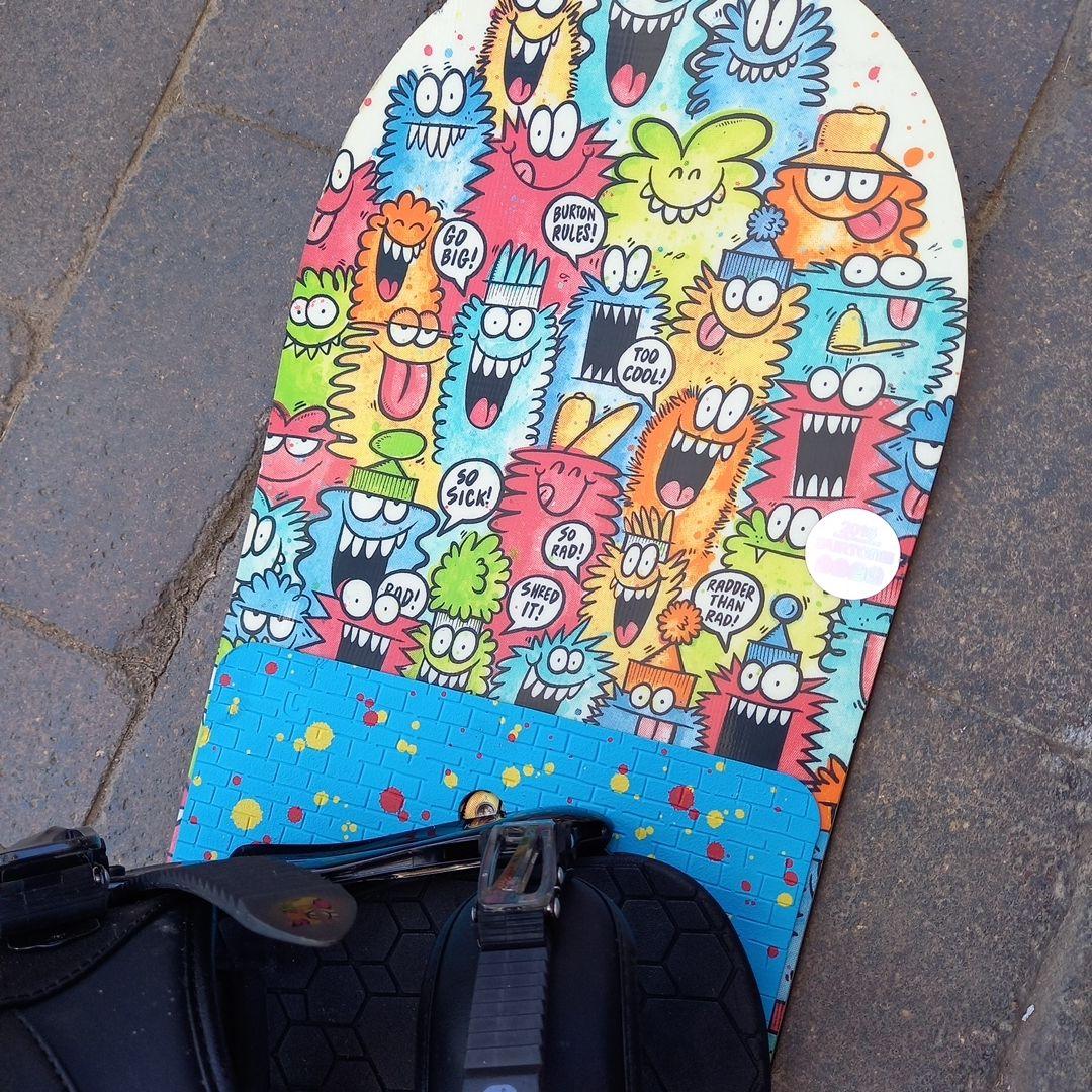 BURTON スノーボード カラフルデザイン　キッズ