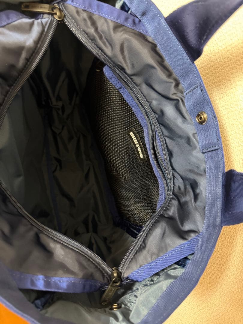 ブリーフィング　ネイビー トートバッグ