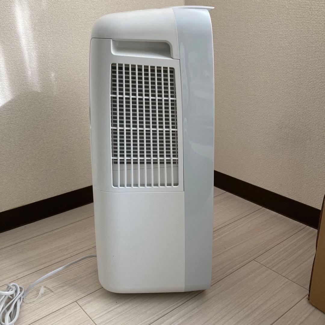 SHARP 冷風・衣類乾燥機　除湿機 CM-N100-W