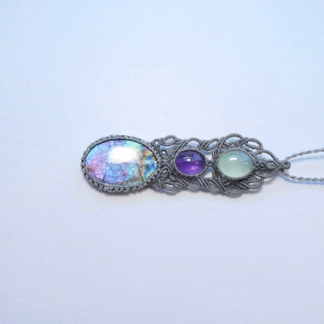 美麗ラブラドライト・アメジスト・カルセドニーのマクラメネックレス