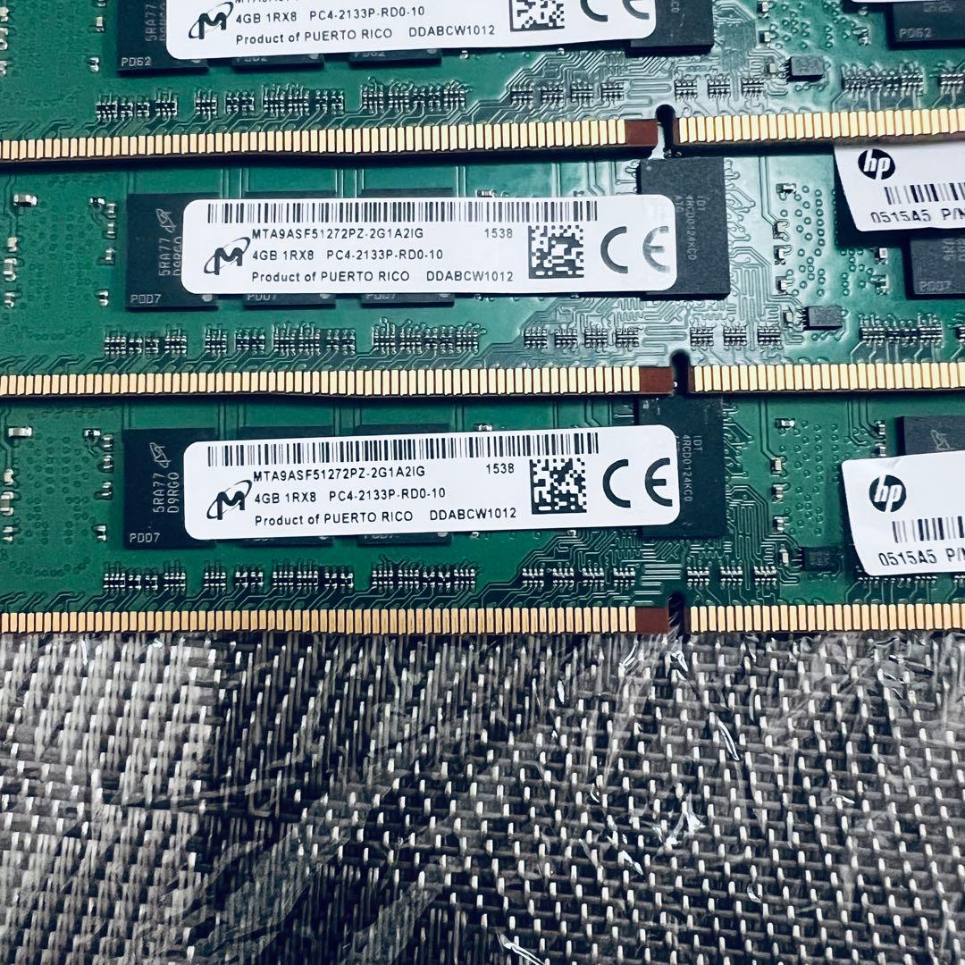 メモリ4GB x8(Total 32GB)