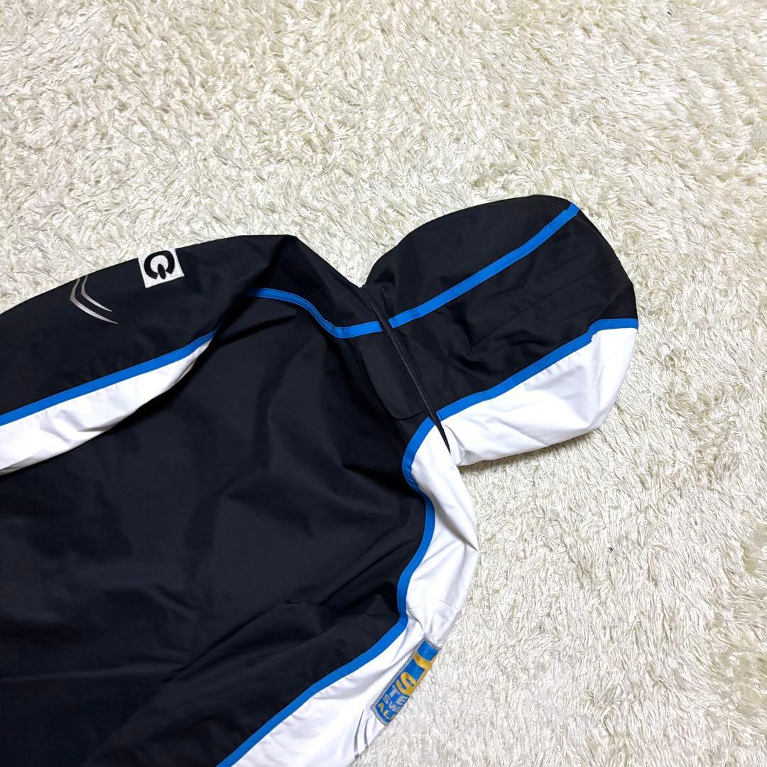 ゴールドウィン スウェーデン代表 最上位モデル サイドオープン スキーウェア