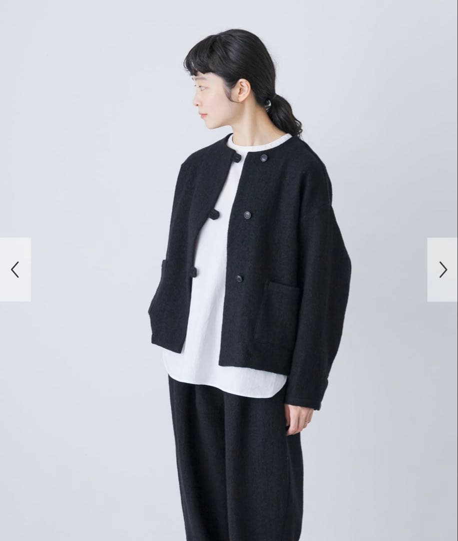 新品タグ付き　かぐれ　ウールクルーネックジャケット　アーバンリサーチドアーズ