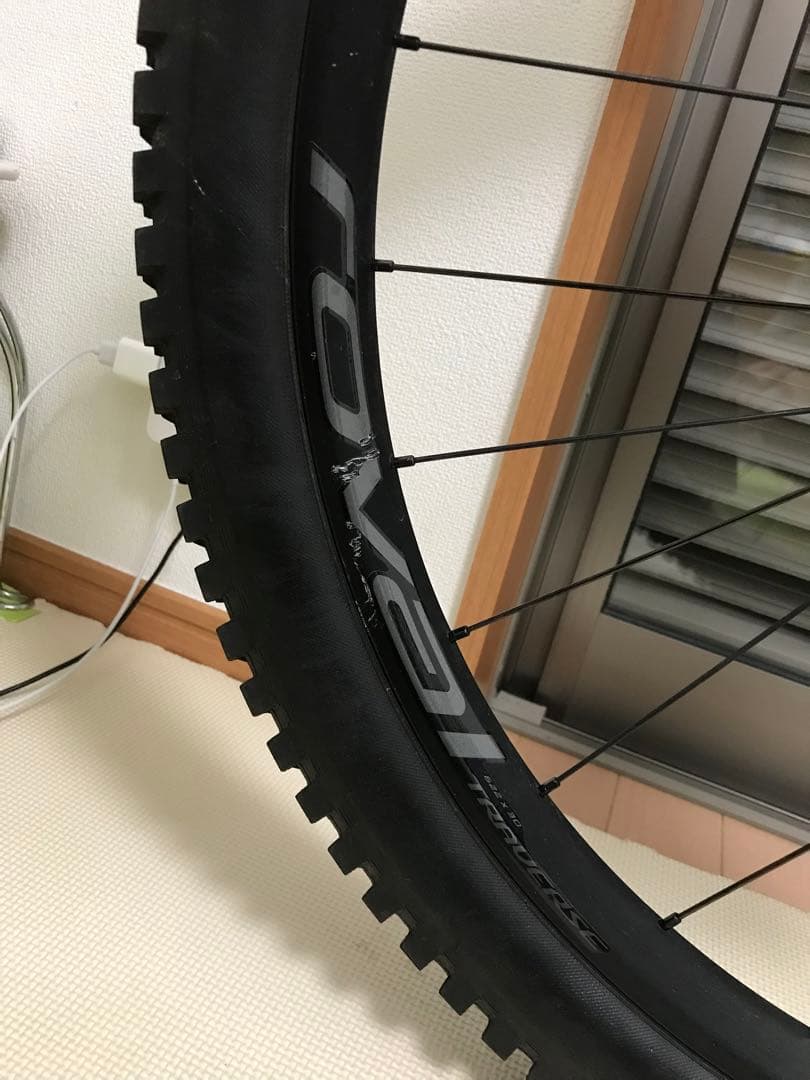 確認用Levo SL Comp Carbon Size S Tint Green