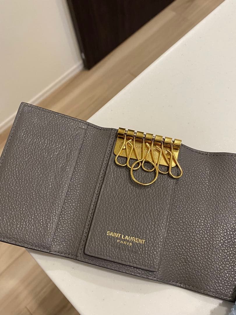 SAINT LAURENT グレー レザー キーケース