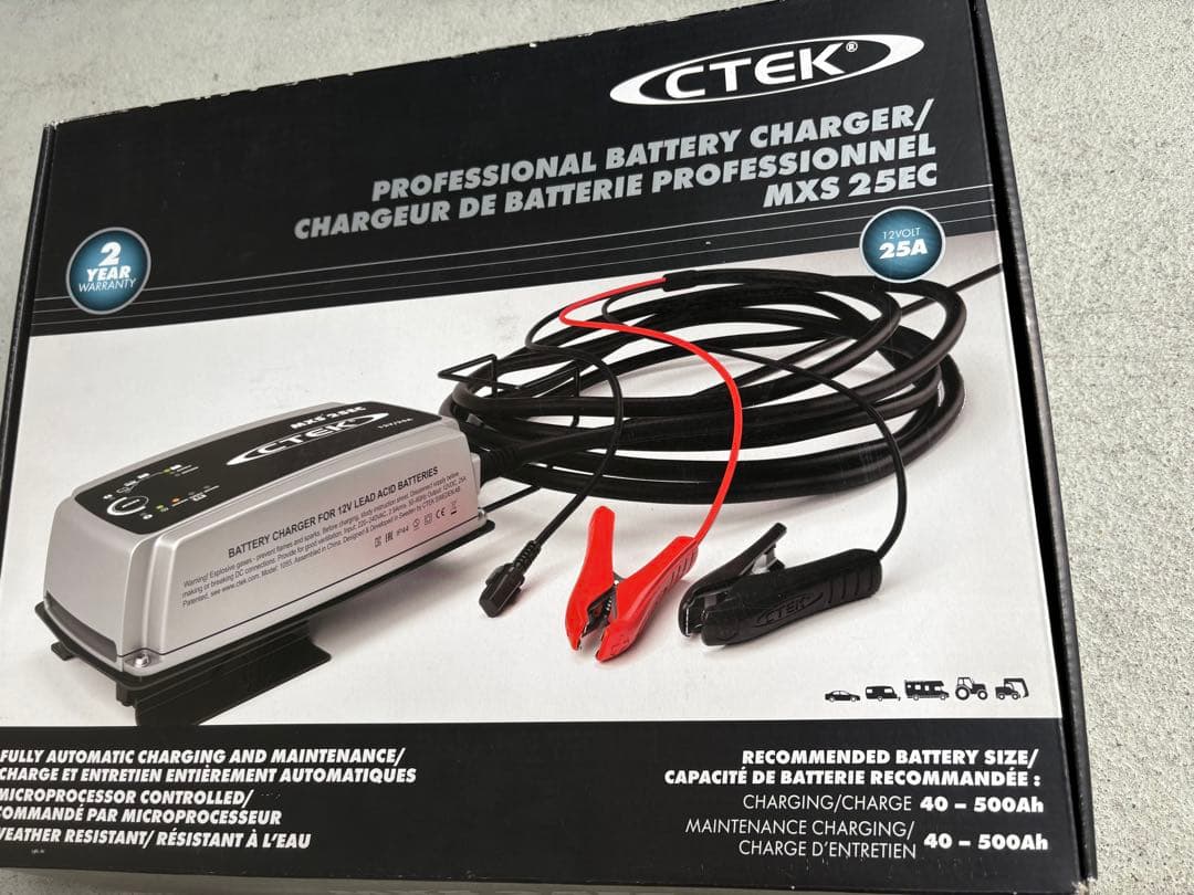 ⭐︎新品・未使用⭐︎CTEK（シーテック） カーバッテリー充電器・走行充電器