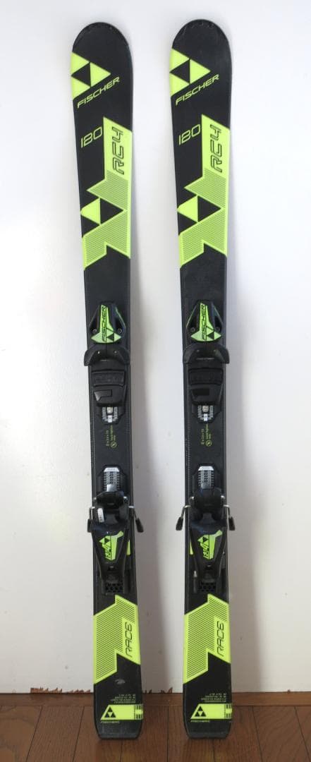 FISCHER フィッシャー RC4 ジュニアスキー板 120cm ストック付き