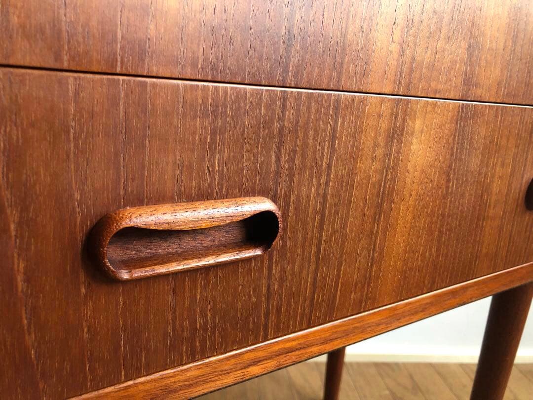 北欧デンマーク ヴィンテージ チーク材 チェスト 2段 ウェグナー モーエンセン