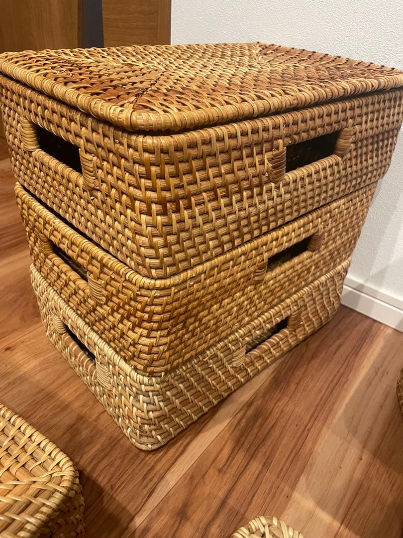 ＲINAKKO様ご検討中　重なるラタンバスケット　無印　ニトリ　収納