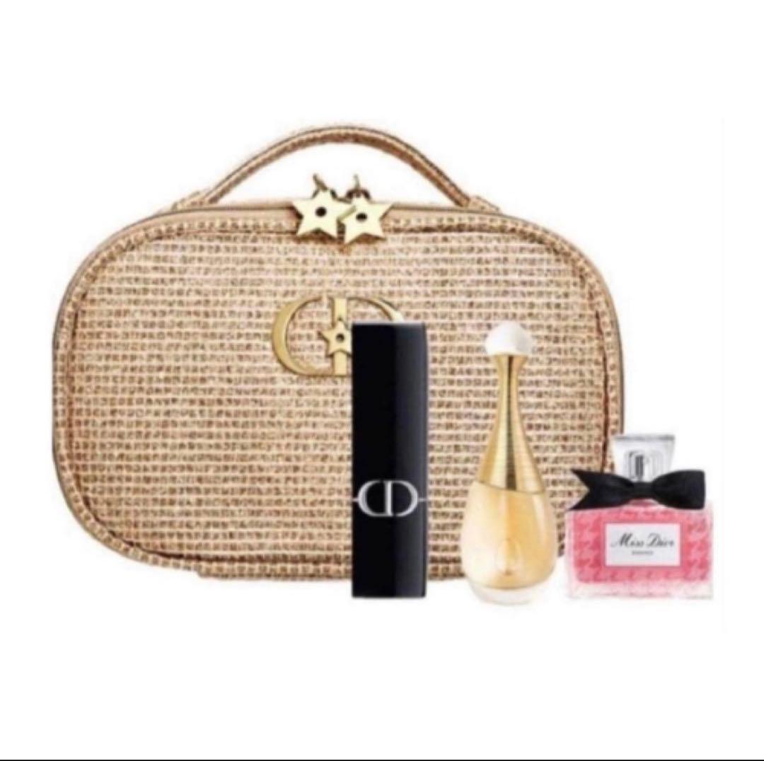 ディオール クリスマスプレゼント　ホリデー オファー2025 限定　ラッピング