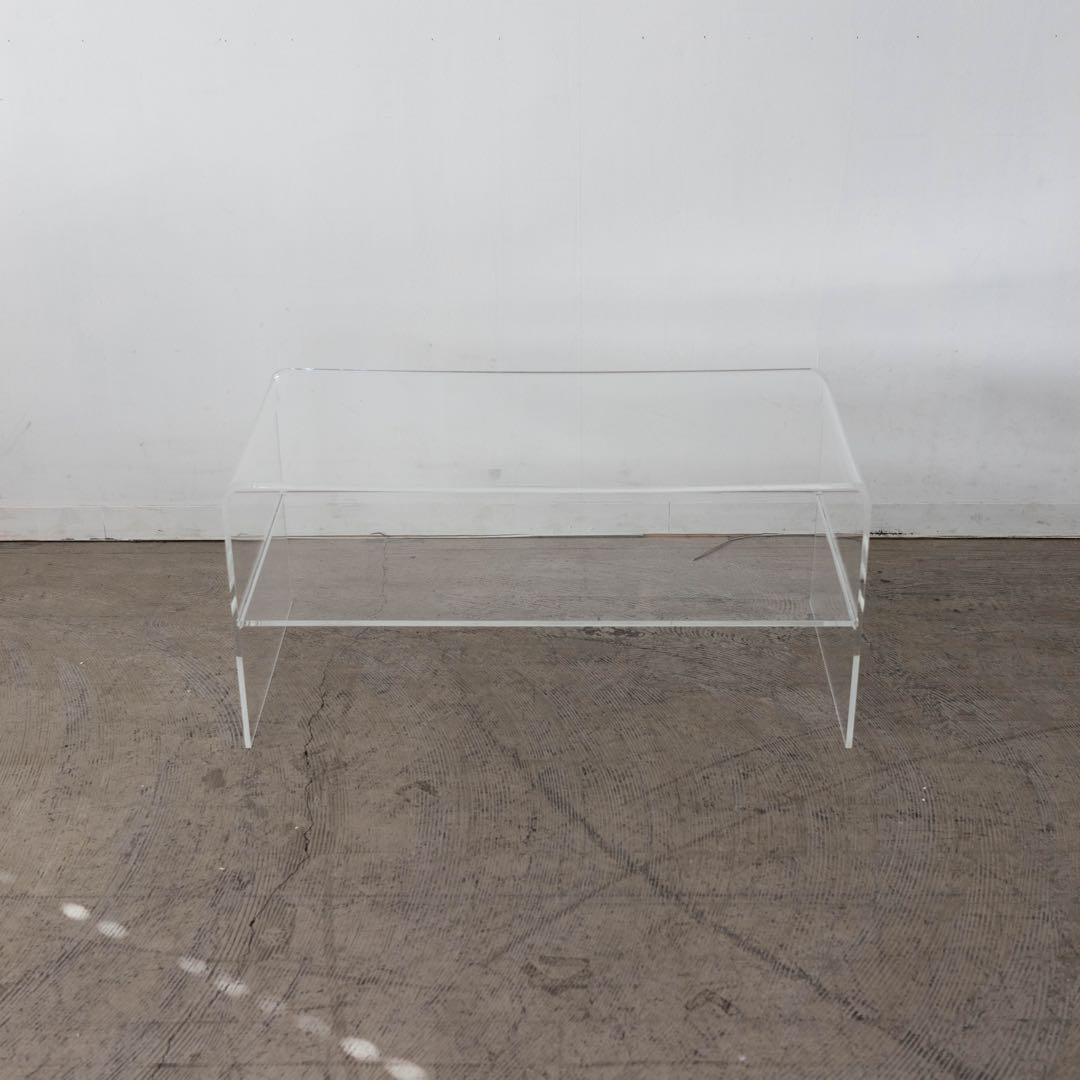 アクリル製　テーブル 透明