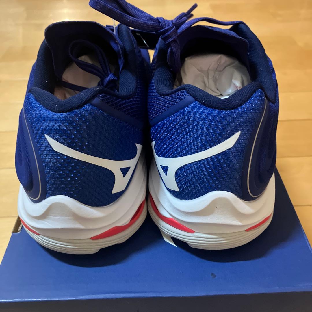 ミズノ　バレーボールシューズ　ウエーブライトニングZ６26.0cm 青