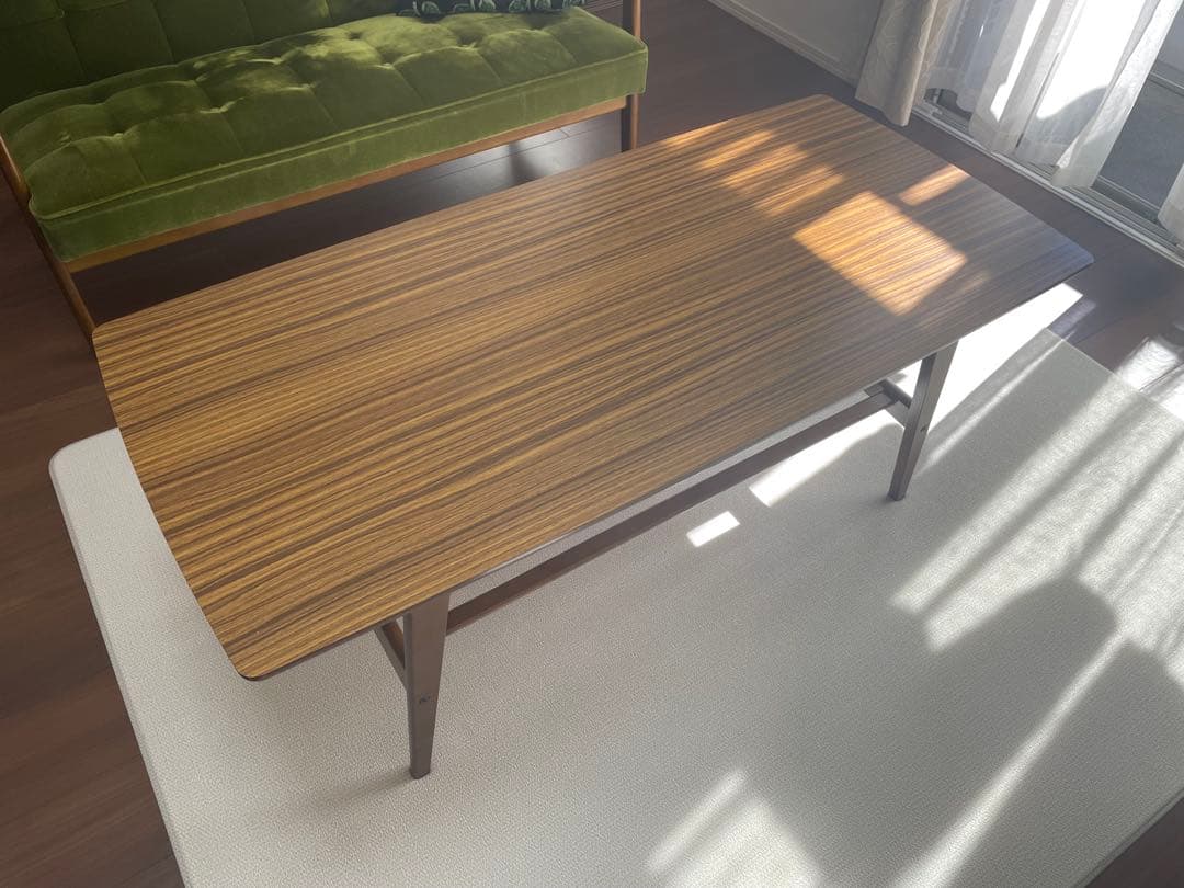 カリモク60 リビングテーブル