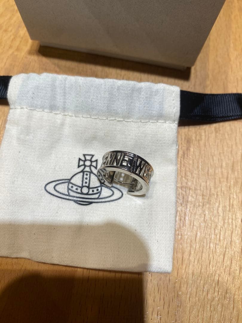 たかのあご Vivienne Westwoodピアス 箱無し