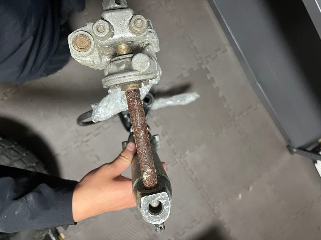 送料込み！gsx250e フロントフォーク一式