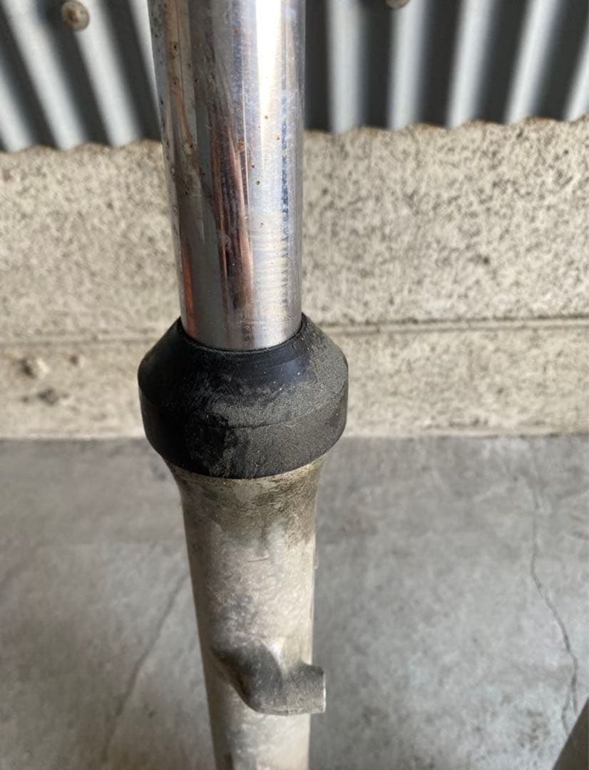 送料込み！gsx250e フロントフォーク一式