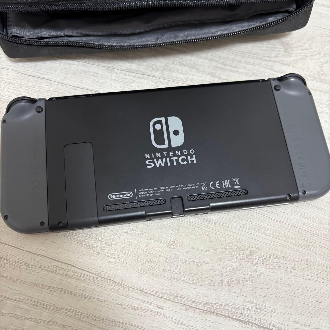 Nintendo Switch 本体 グレー (付属品・ポーチ付き)