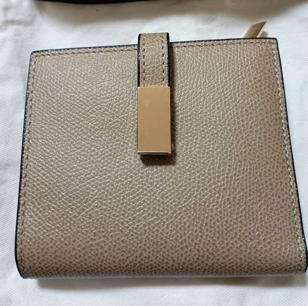 断捨離中★ヴァレクストラ★美品★二つ折り財布