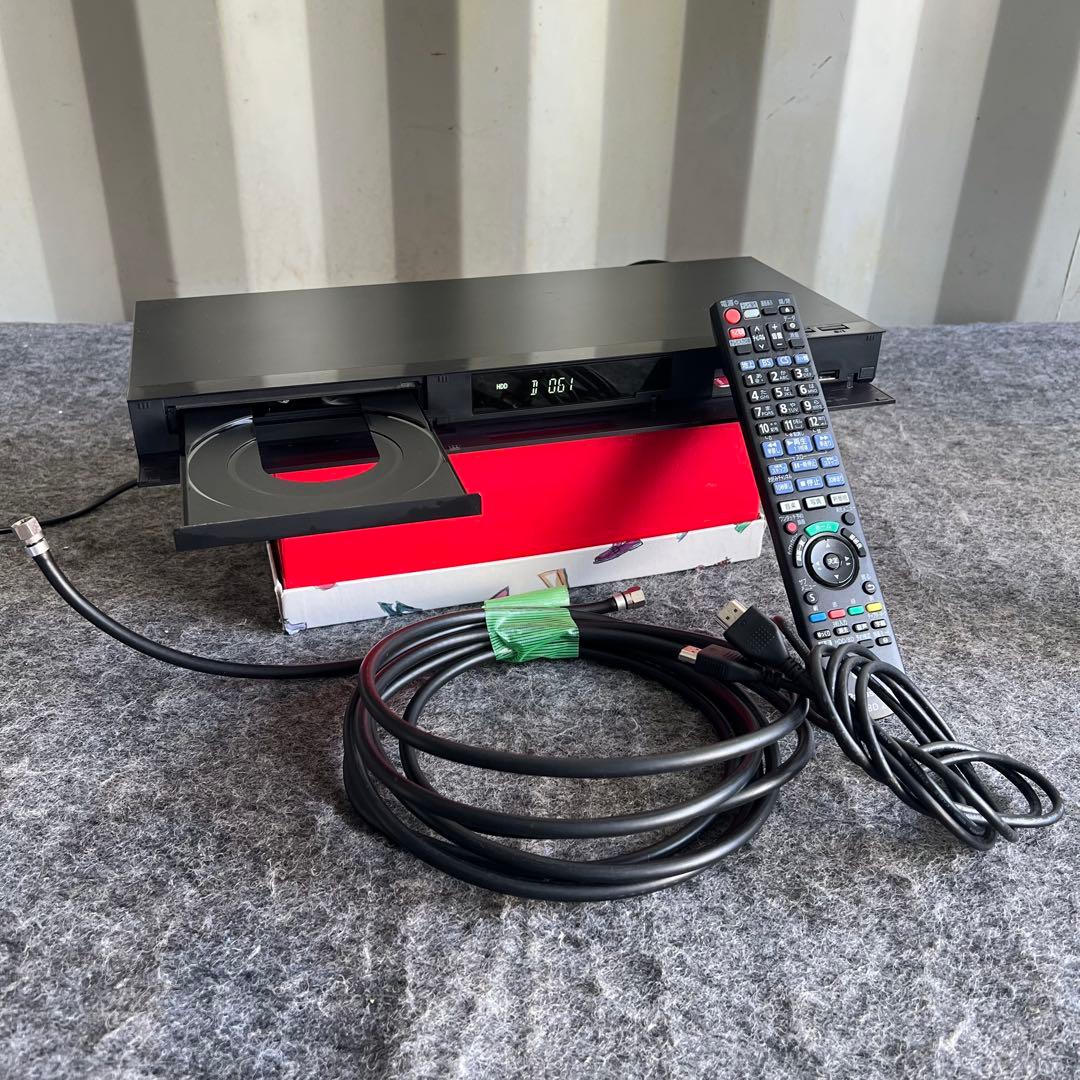 F37激安早い者勝ち✨　パナソニック ディーガ ブルーレイレコーダー　録画2番組