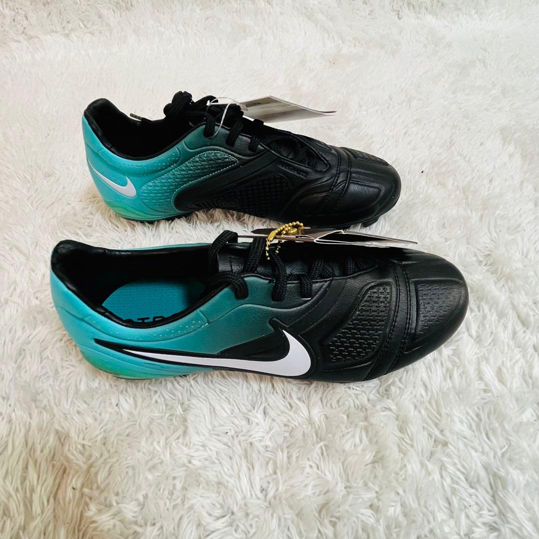 ナイキ CTR360 マエストリ FG 24cm 新品タグ付き 訳あり