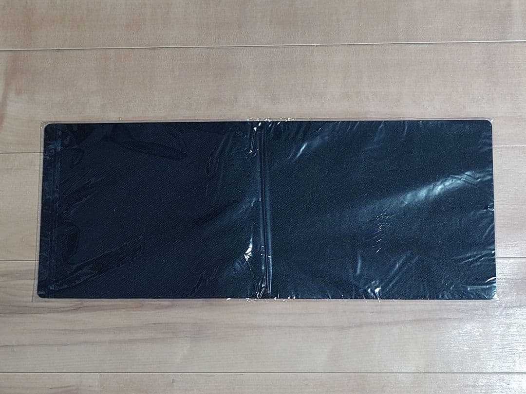 【希少・未開封】遊戯王 公式 マルチャミー・プルリア 台湾 ハーフプレイマット