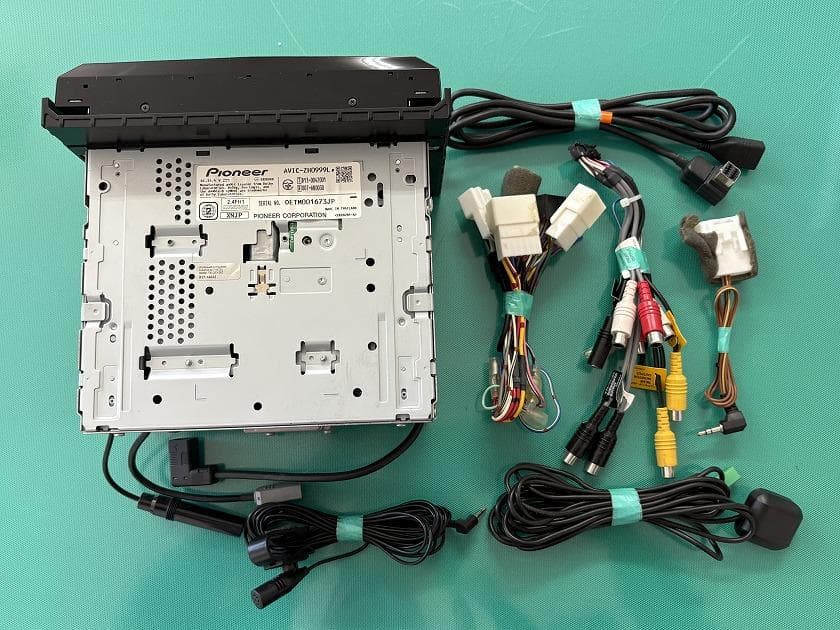 Pioneer　カロッツェリア　サイバーナビ　AVIC-ZH0999L　８インチ