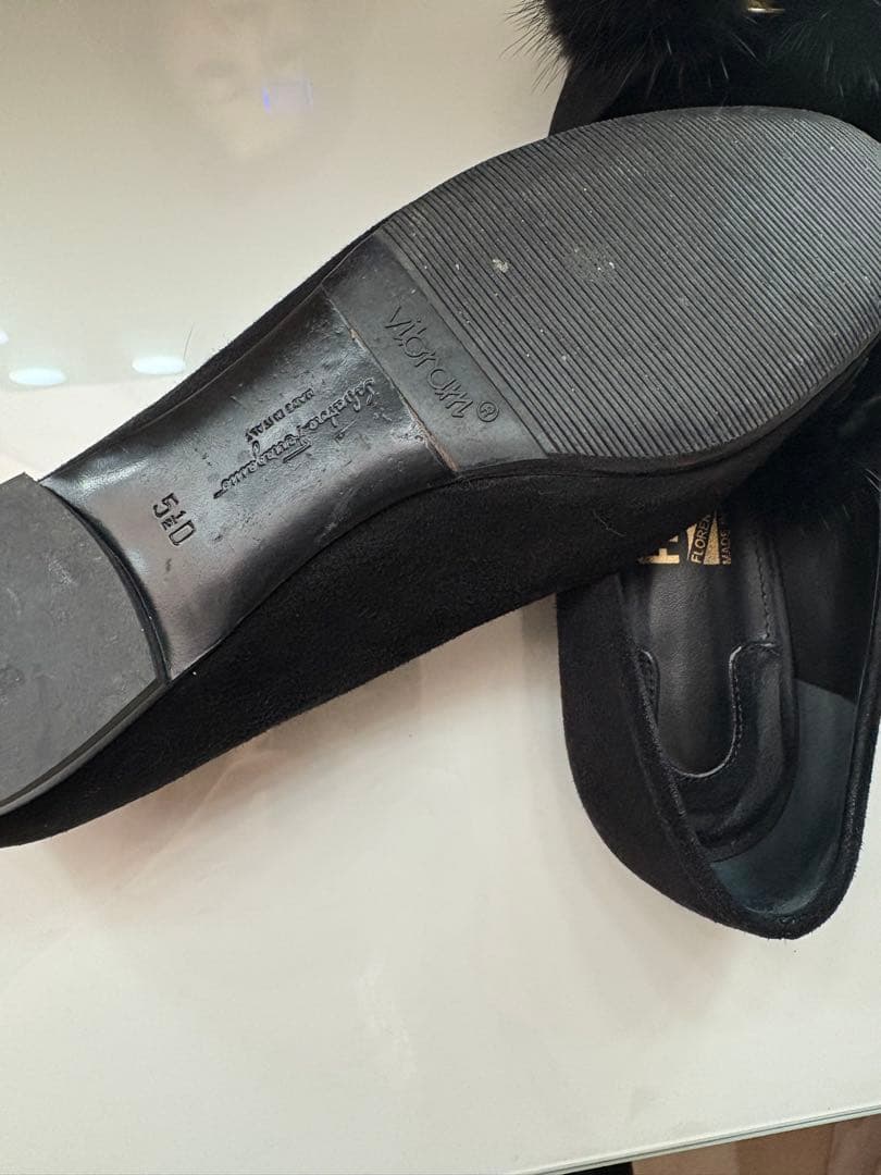 Ferragamo ブラックファーバレエシューズ 51/2 本日値下げ