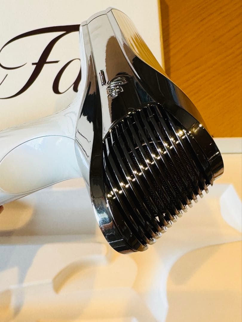 【2025年製】ReFa S+ 美品　保証書あり ビューテックドライヤー