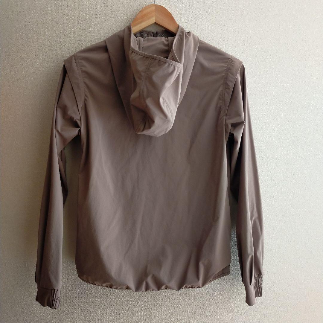 チャコット　UVジャケット　グレージュ　Mサイズ