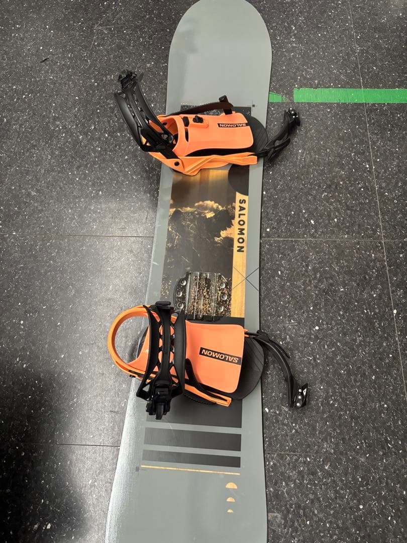 SALOMON サロモン　スノーボード　ビンディング付き　149cm 片方購入可