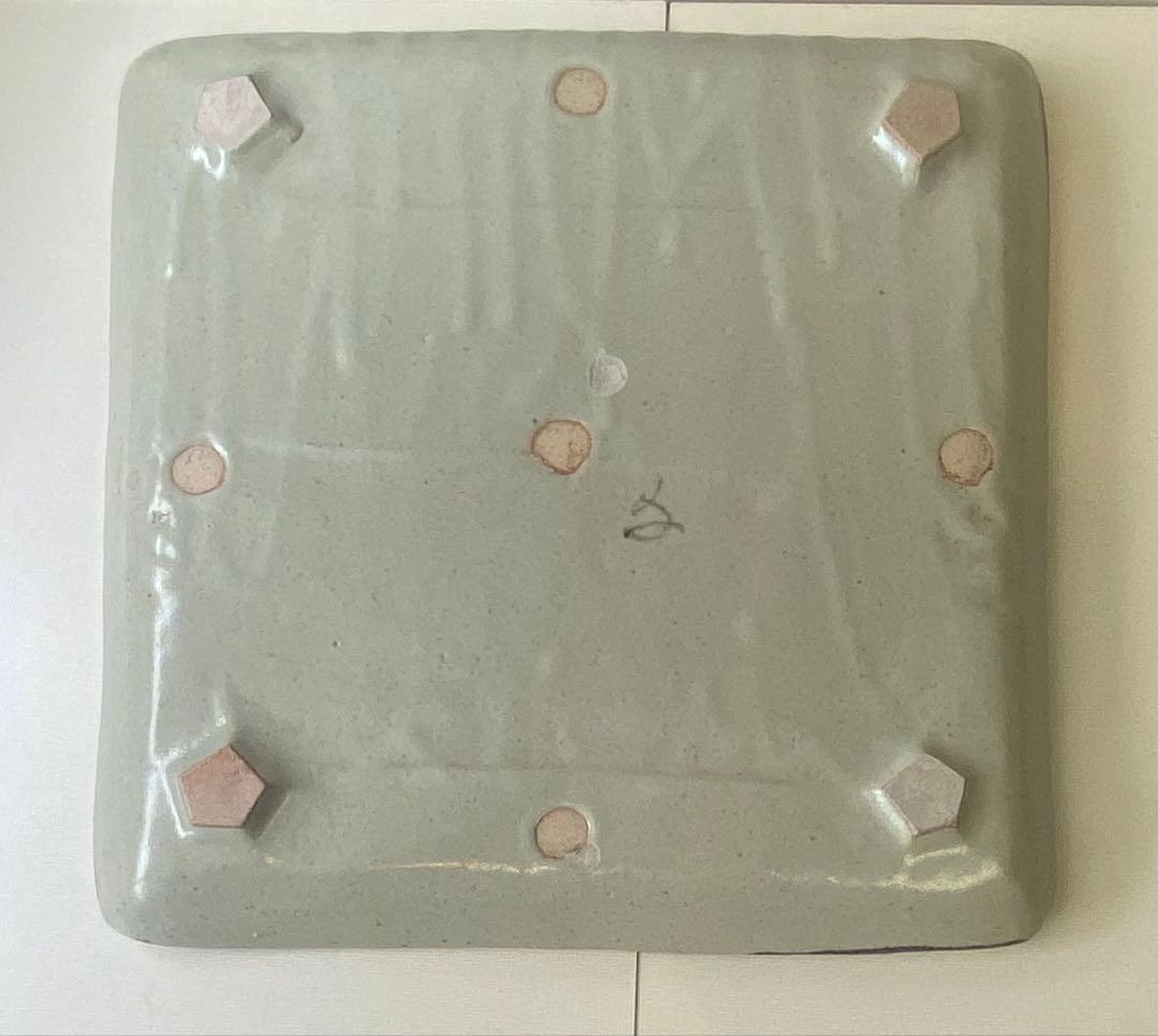 幸兵衛窯　四方皿とシャネルネックレス