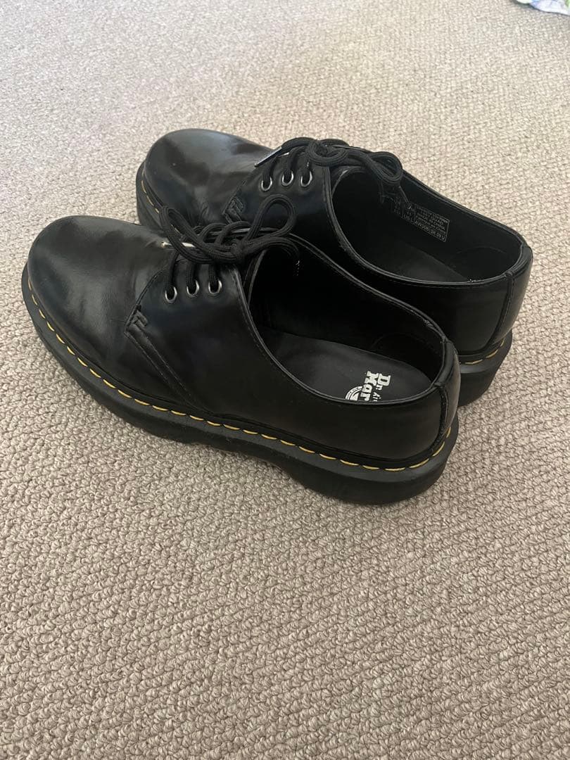 Dr. Martens ドクターマーチン 3ホール QUAD 厚底 UK9