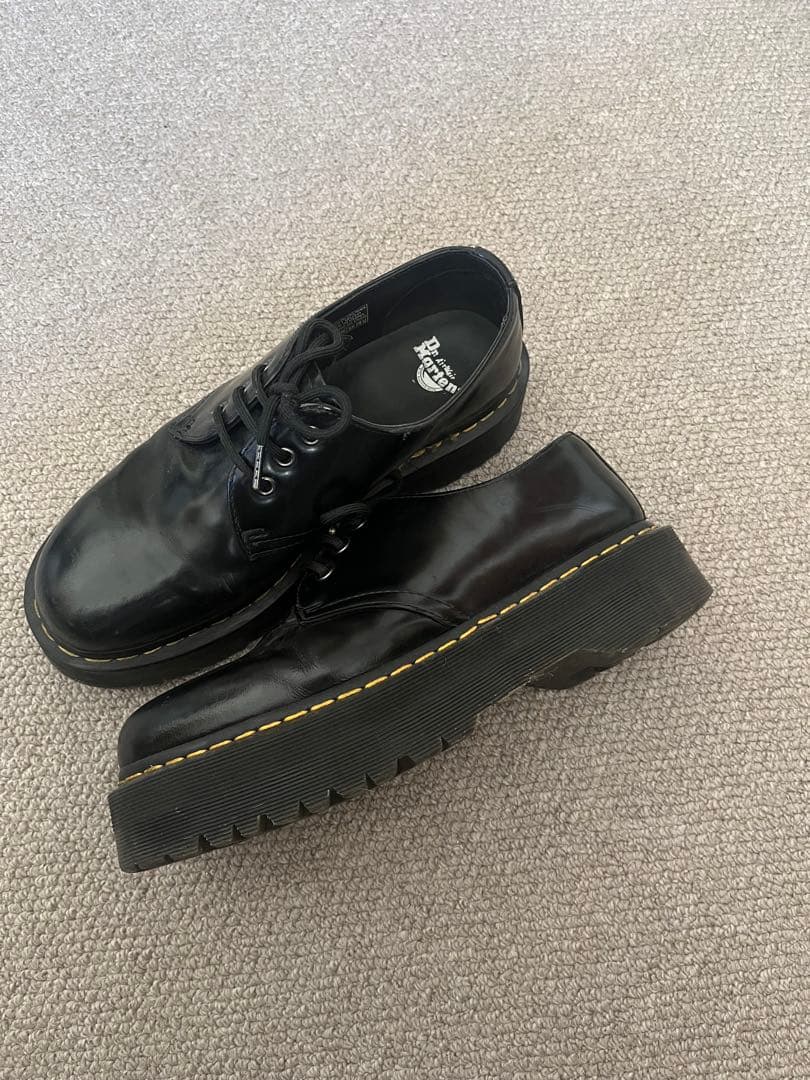 Dr. Martens ドクターマーチン 3ホール QUAD 厚底 UK9
