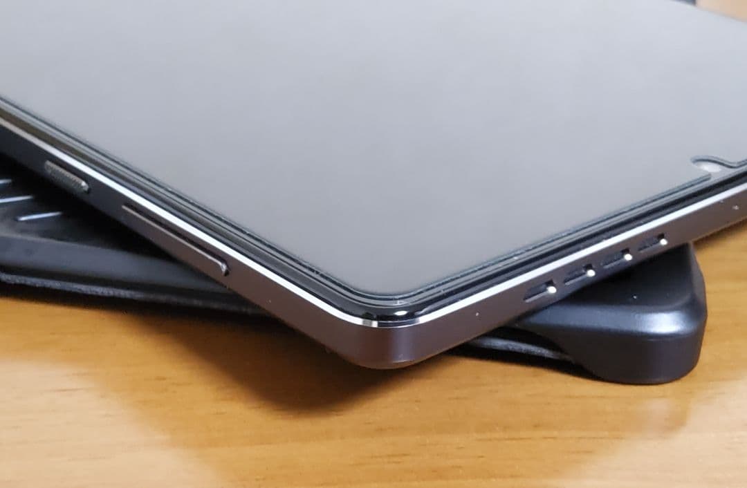 Lenovo Legion Y700 2023 TB320FC 上位モデル