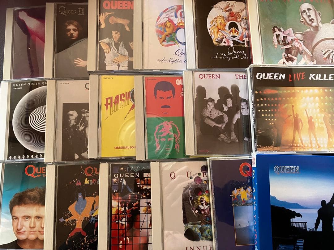 QUEEN CD スタジオ、ベスト、ライブ盤　24枚セット➕オマケ