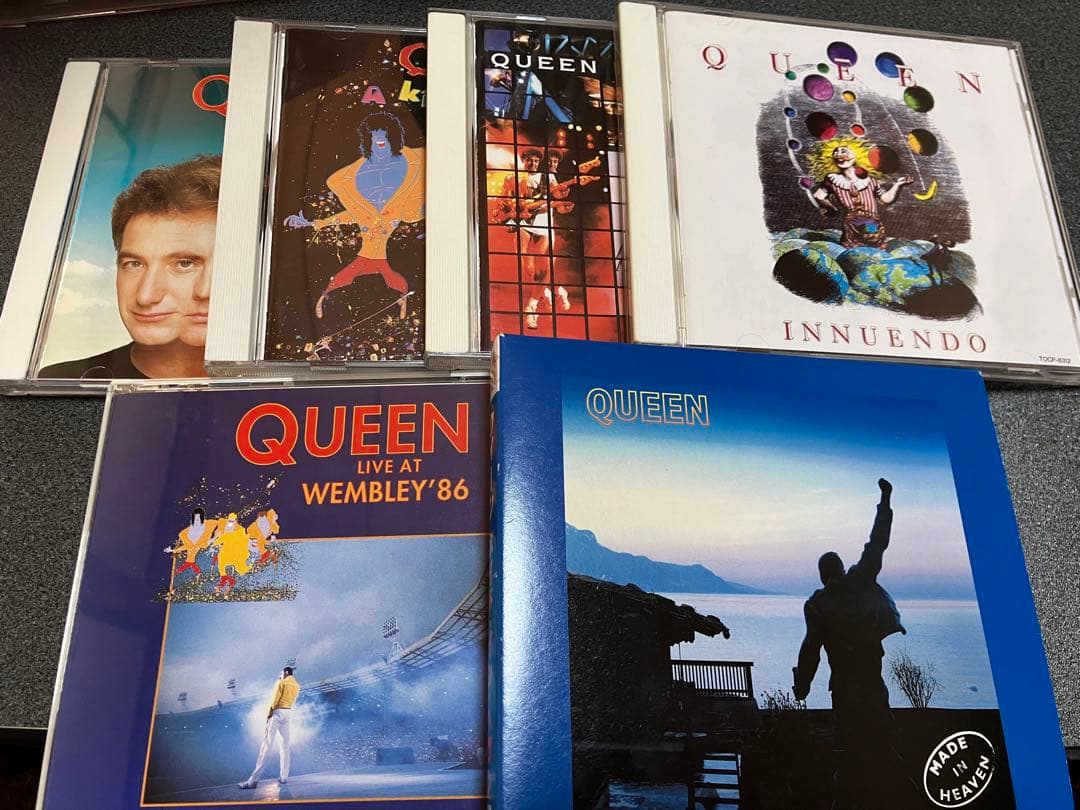 QUEEN CD スタジオ、ベスト、ライブ盤　24枚セット➕オマケ