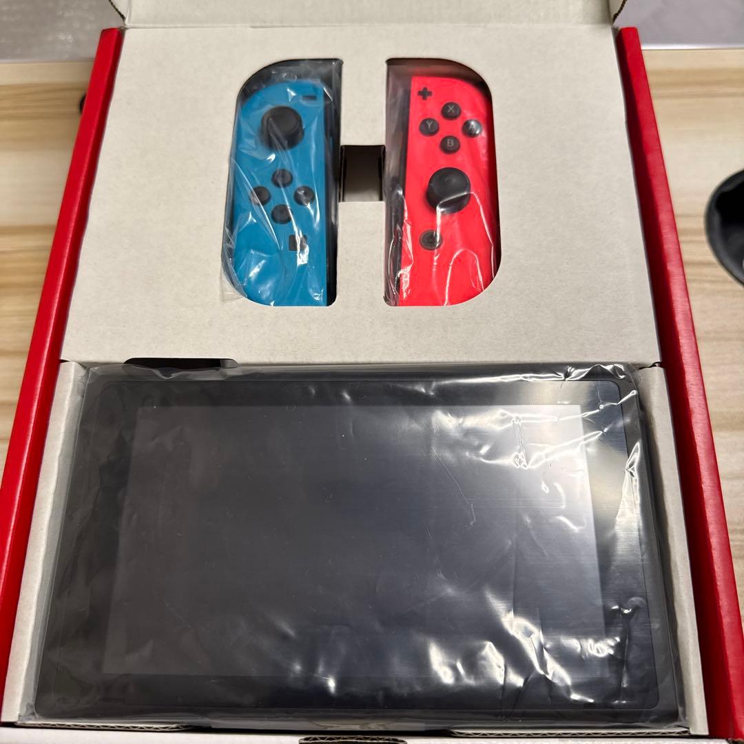 【ほぼ新品】Nintendo Switch 本体（バッテリー強化版）