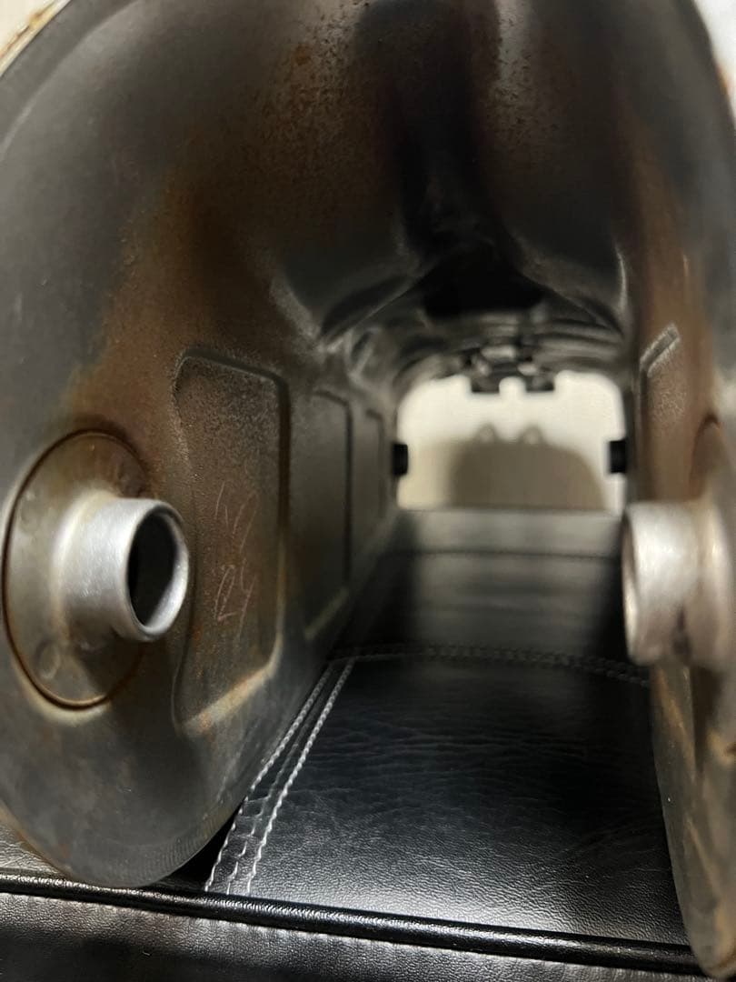 購*)様 YB-1 four UA05J 純正　ガソリンタンク　燃料タンク 絶版