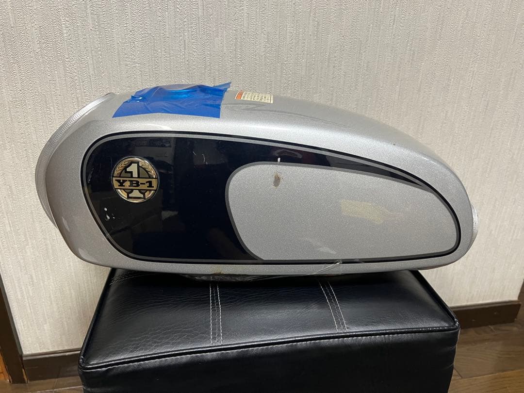 購*)様 YB-1 four UA05J 純正　ガソリンタンク　燃料タンク 絶版