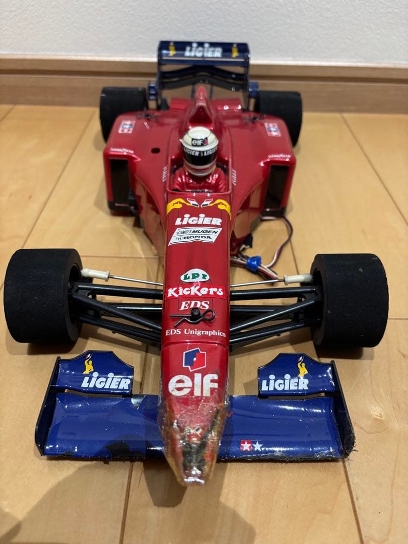 d*4様 タミヤ F103RS シャーシキット