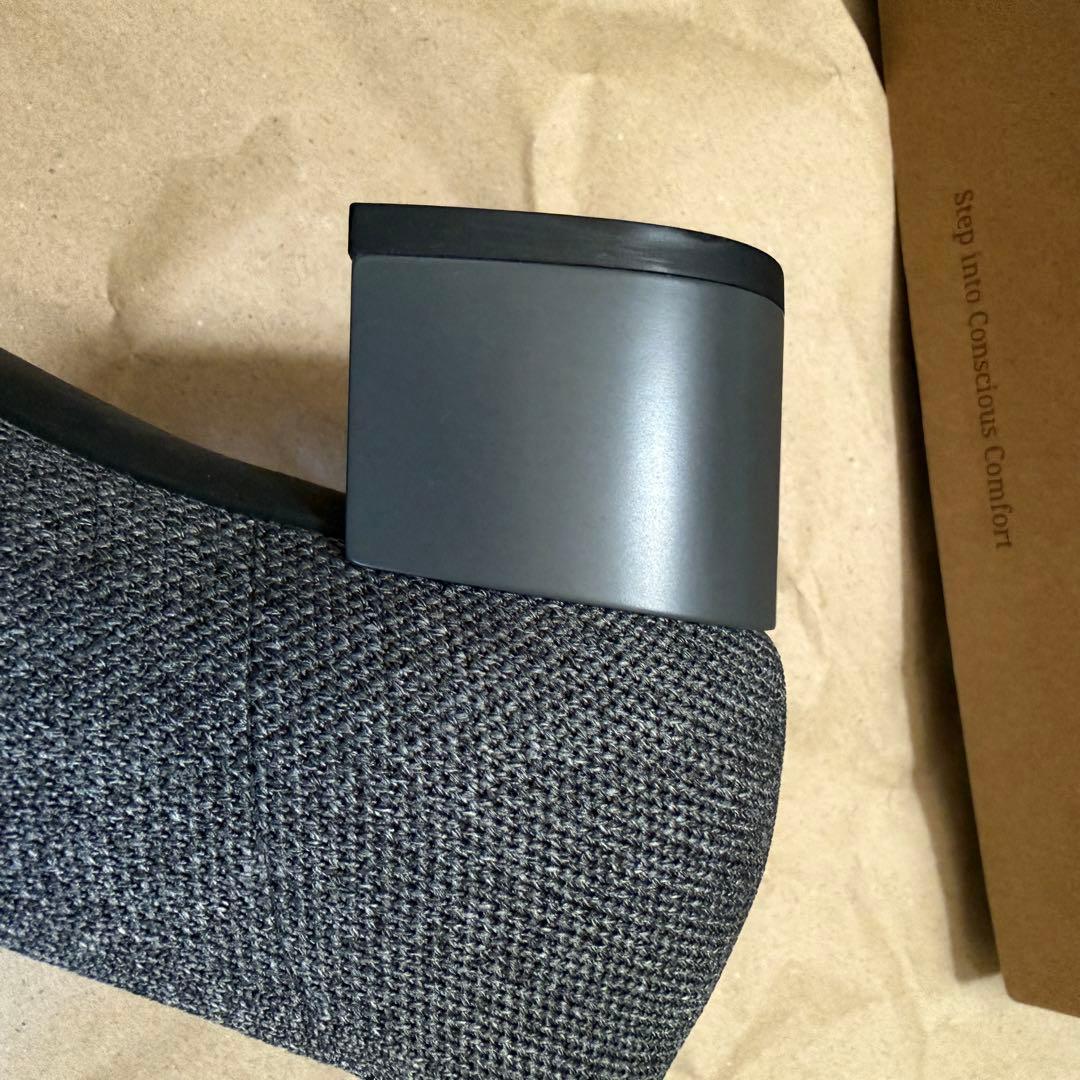 ほぼ新品　VIVAIA グレー　スクエアトゥ ストレスフリー ブロックヒール