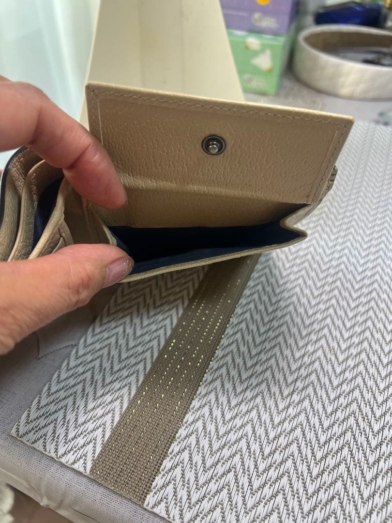 GUCCI 二つ折り財布 ブルー off the grid エコナイロン素材