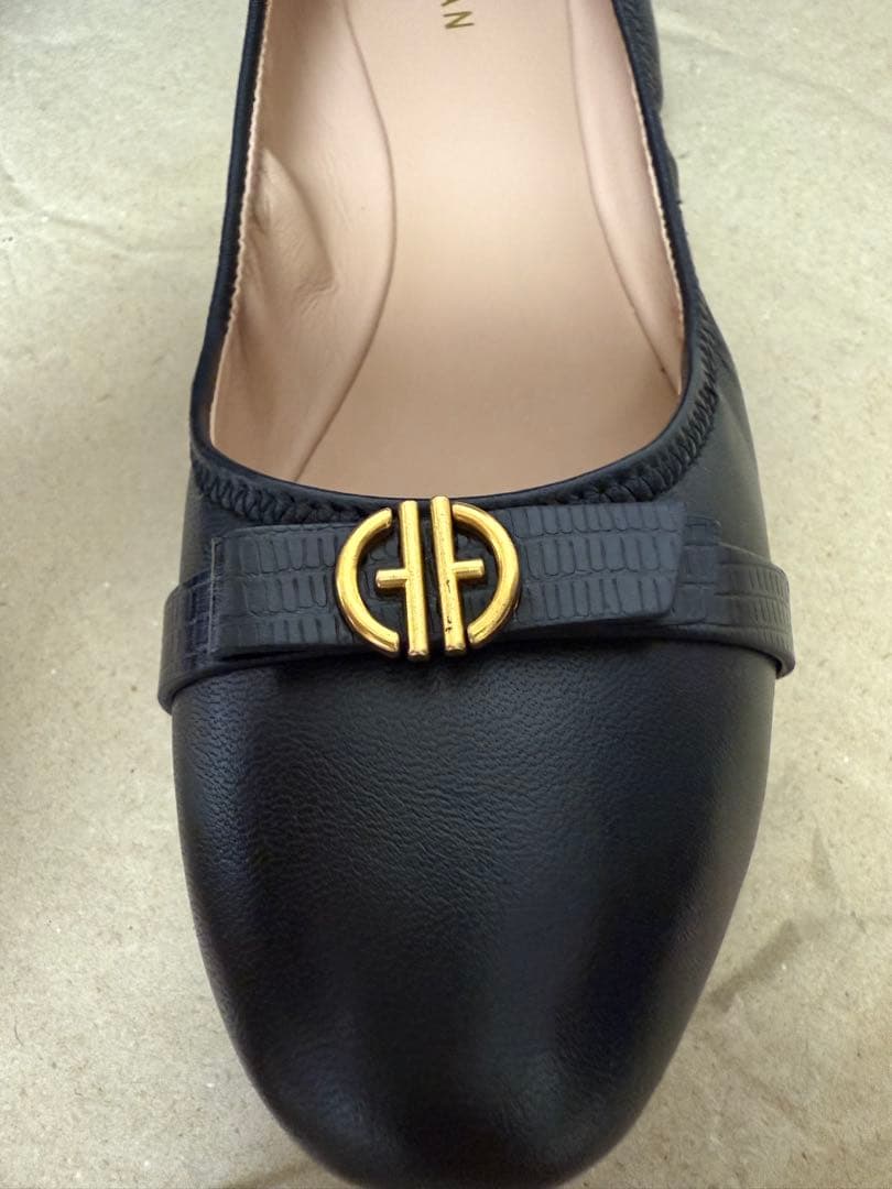 Cole Haan ブラック フラットシューズ