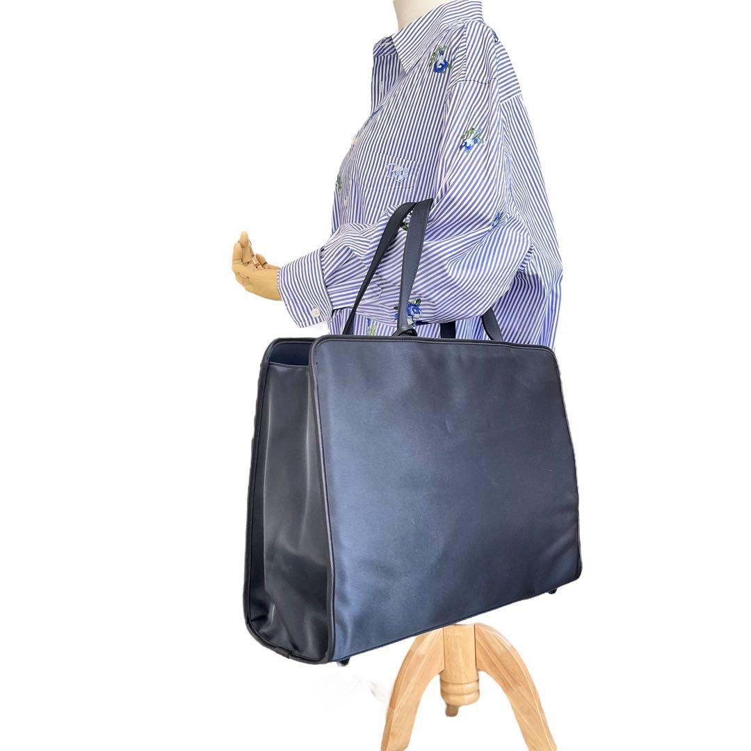 ほぼ未使用✨ familiar ファミリア お受験バッグ ビジネス 自立 紺