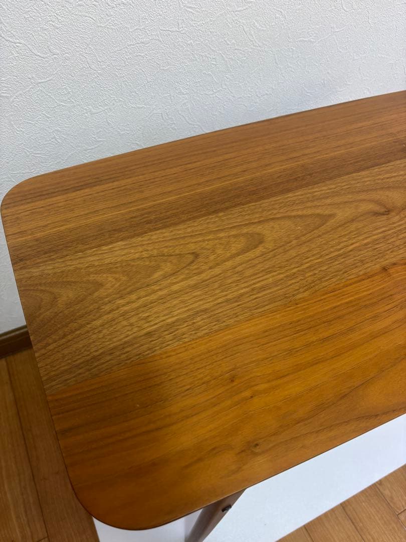 東屋　テーブル　カリモク60デザイン