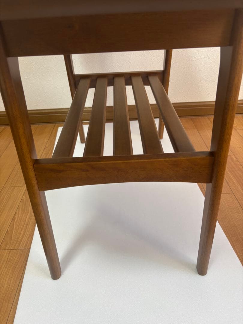 東屋　テーブル　カリモク60デザイン